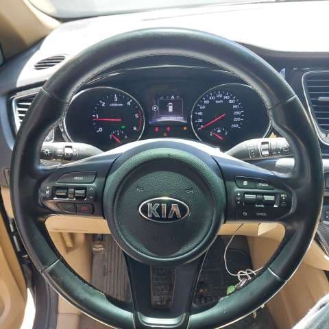 Kia CARNIVAL EX 2018