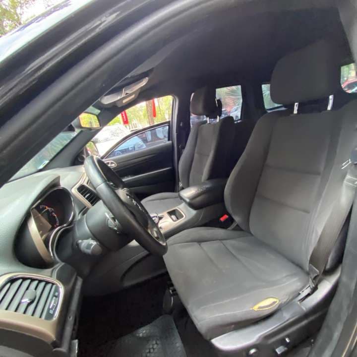 Jeep GRAND CHEROKEE LAREDO 2014