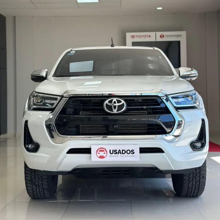 Toyota Hilux SRV 2025