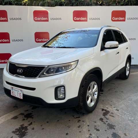 Kia SORENTO LX 2013