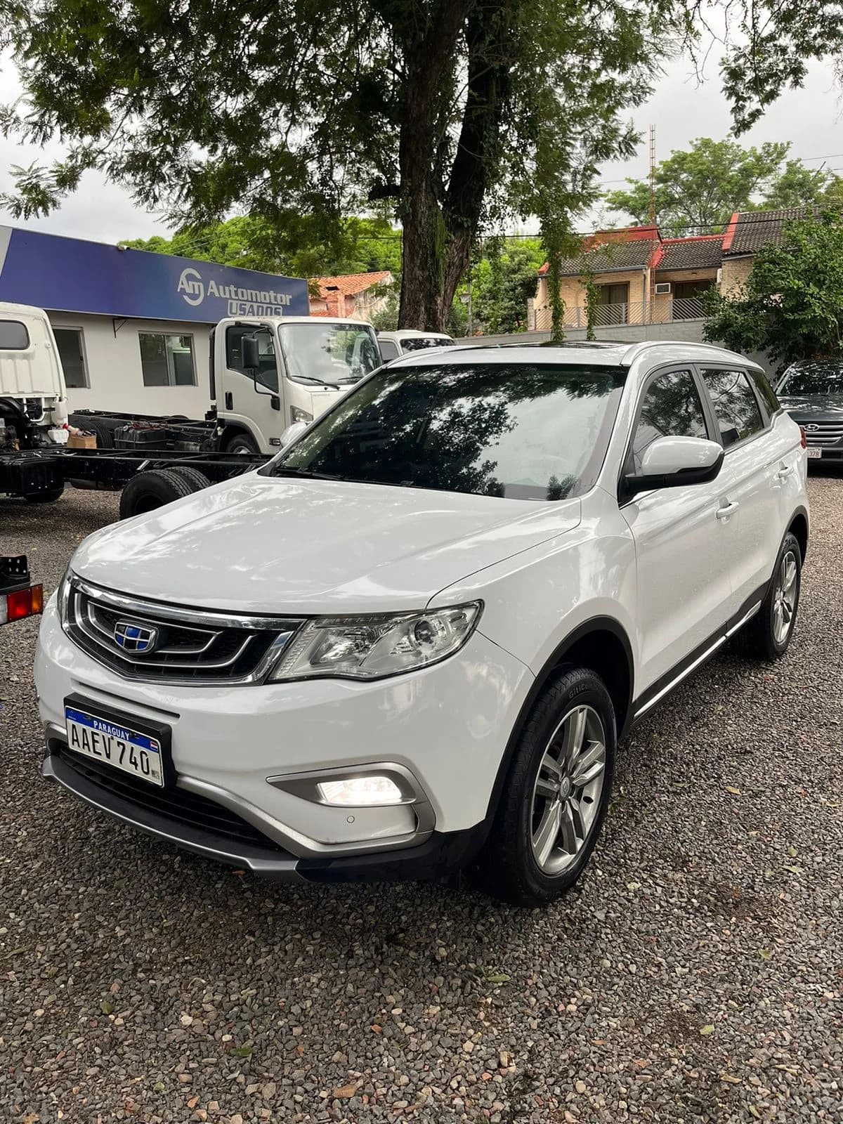 Geely Emgrand X7 2018 — imagen 1 de 7
