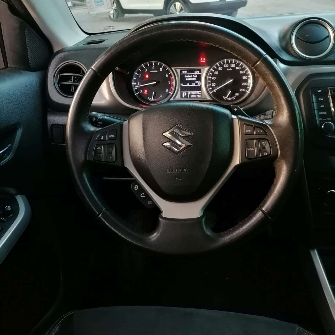 Suzuki VITARA EX 2017